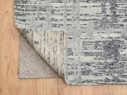 Modern / Contemporary hand-knotted wool rug in Gray, 13'10" x 20'2" — SKU O064715 (view 4)