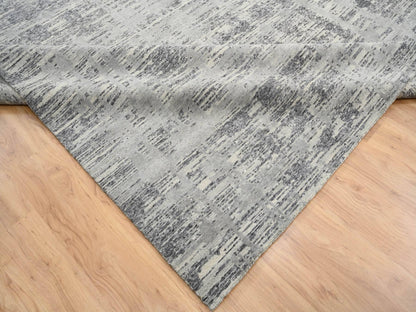Modern / Contemporary hand-knotted wool rug in Gray, 13'10" x 20'2" — SKU O064715 (view 6)