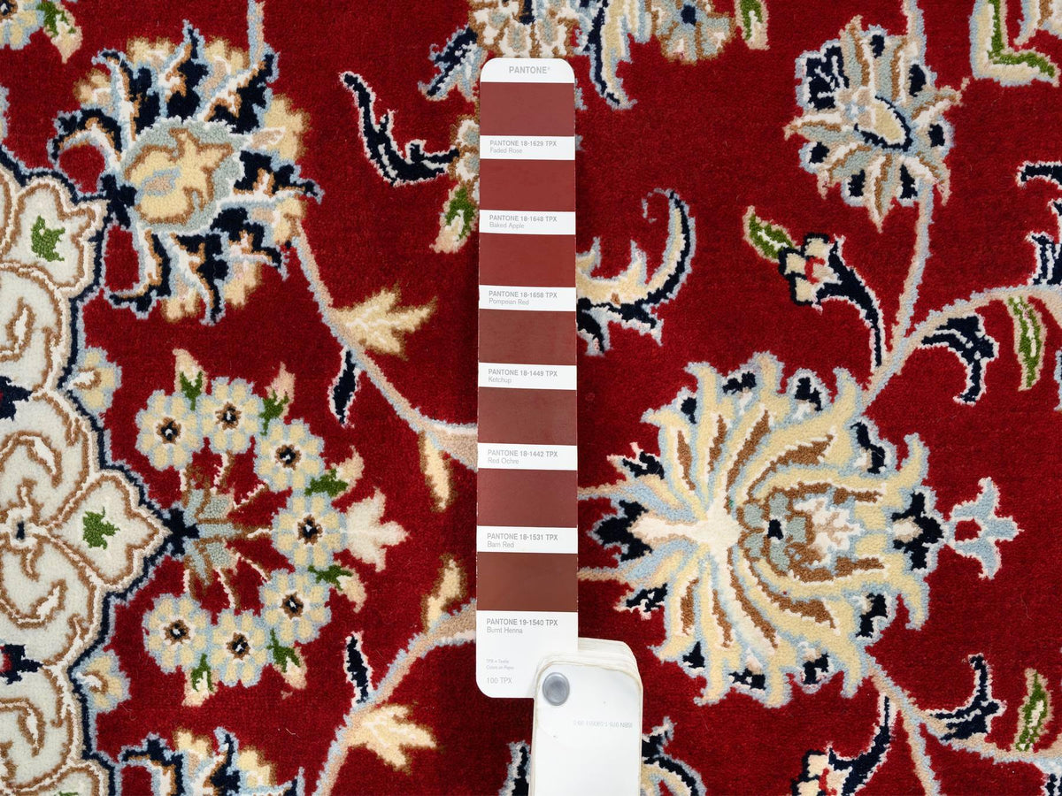 Nain Fine Oriental hand-knotted wool rug in Red & Ivory, 8' x 8' — SKU O064719 (view 7)