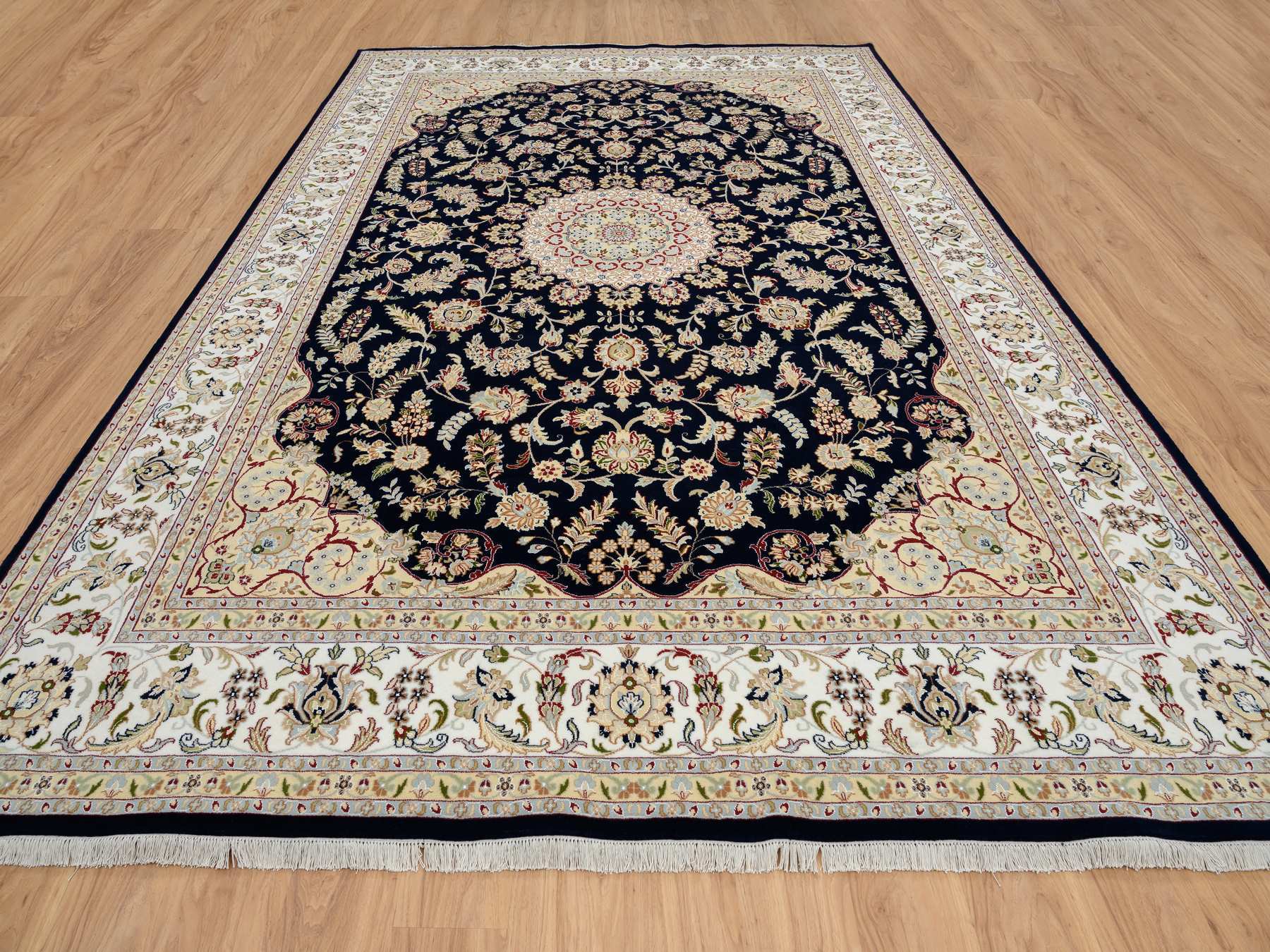 Nain Fine Oriental hand-knotted wool rug in Blue & Ivory, 9'10" x 14'3" — SKU O064744 (view 2)