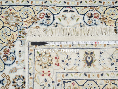 Ivory 3'0" x 3'1" Fine Oriental Hand knotted Wool Rug - Sku: O064757