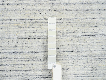 Modern / Contemporary hand-knotted wool rug in Ivory, 7'10" x 7'10" — SKU O064772 (view 8)