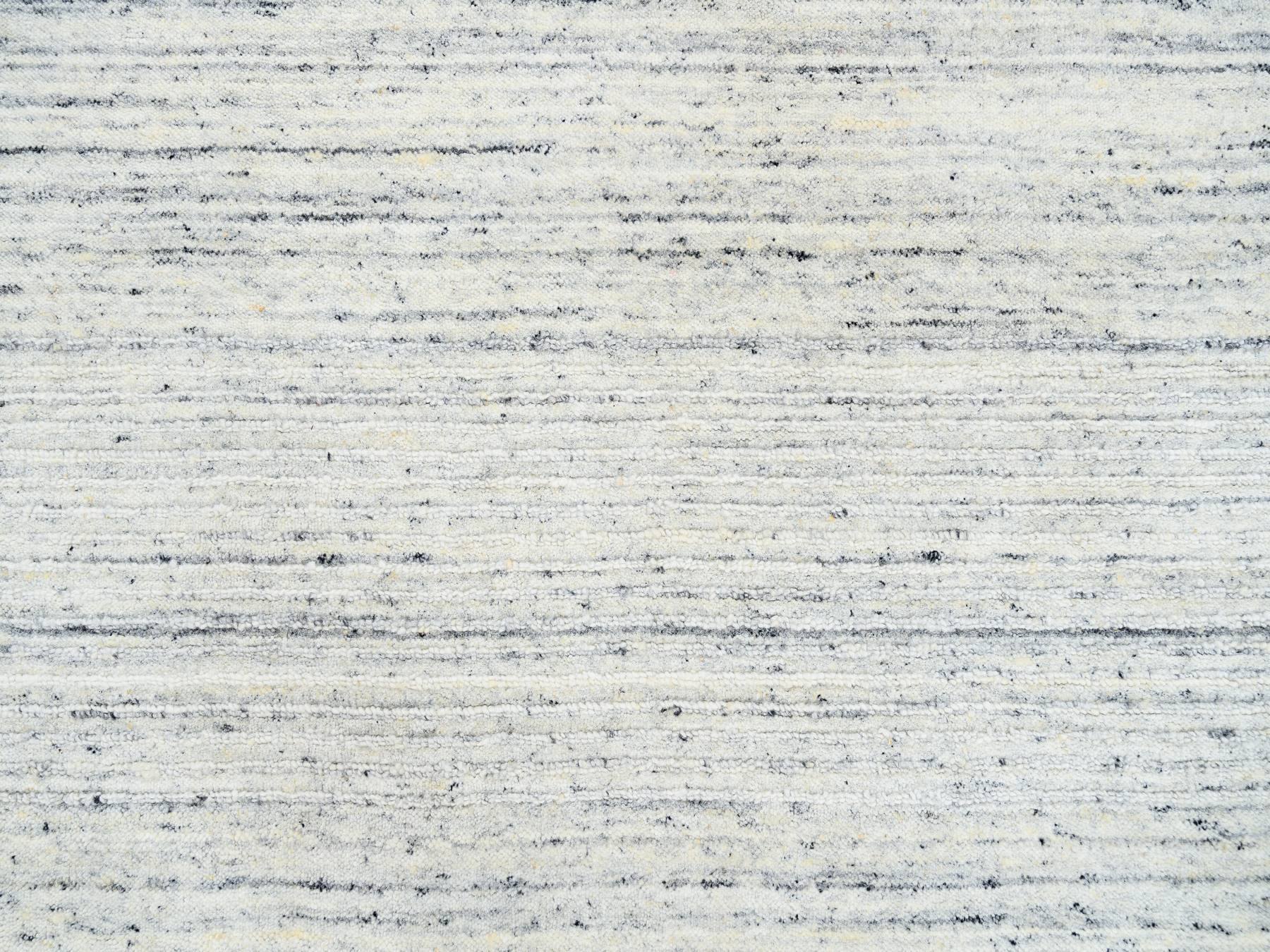 Modern / Contemporary hand-knotted wool rug in Ivory, 7'10" x 7'10" — SKU O064772 (view 9)