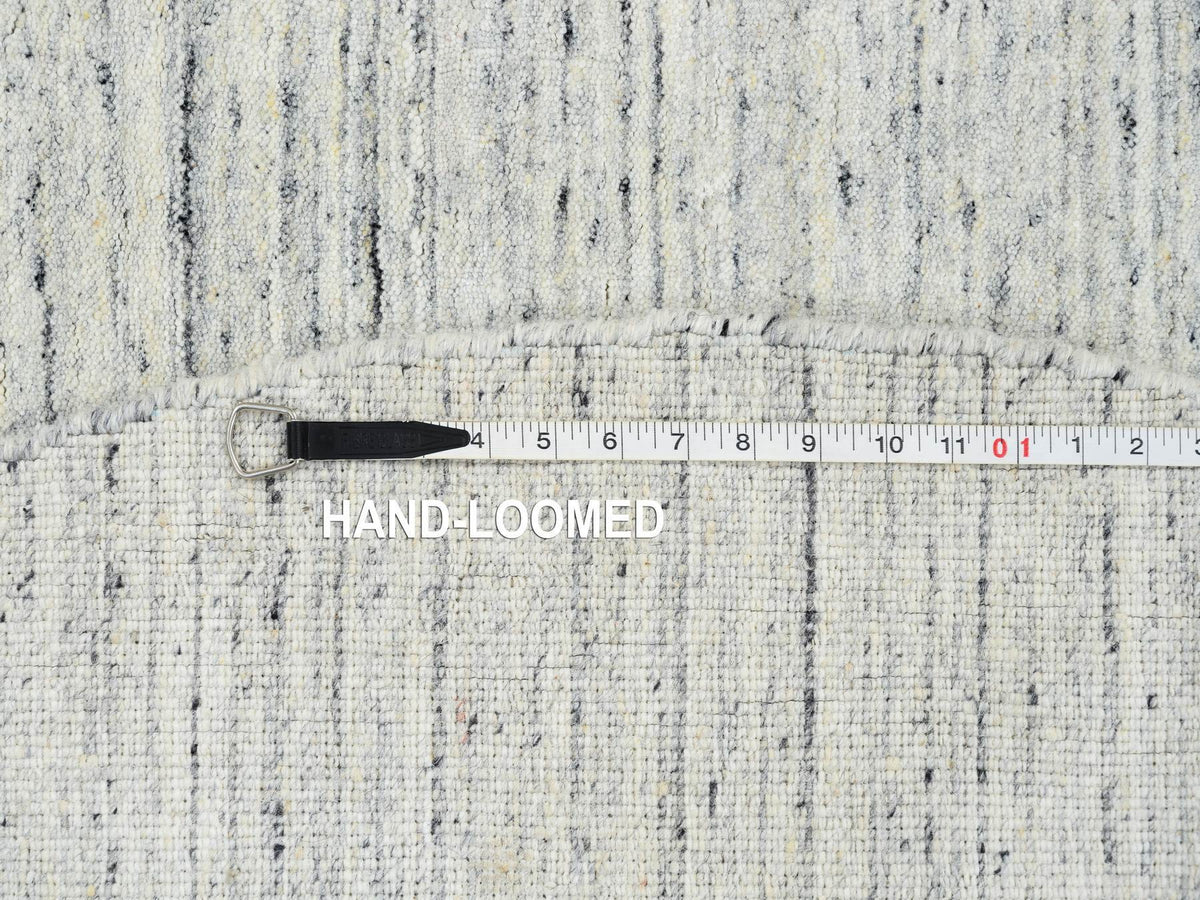 Modern / Contemporary hand-knotted wool rug in Ivory, 6' x 6' — SKU O064777 (view 8)