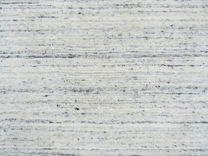 Modern / Contemporary hand-knotted wool runner in Ivory, 2'6" x 11'10" — SKU O064781 (view 5)
