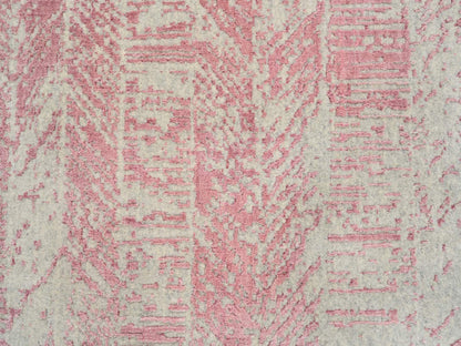 Transitional hand-knotted wool/silk rug in Pink, 9' x 11'10" — SKU O064807 (view 8)