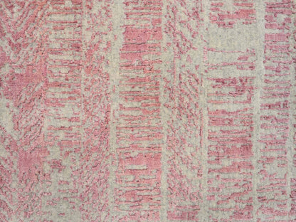 Transitional hand-knotted wool/silk runner in Pink, 2'6" x 8' — SKU O064812 (view 5)