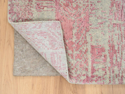 Transitional hand-knotted wool/art silk runner in Pink, 2'6" x 10' — SKU O064814 (view 3)