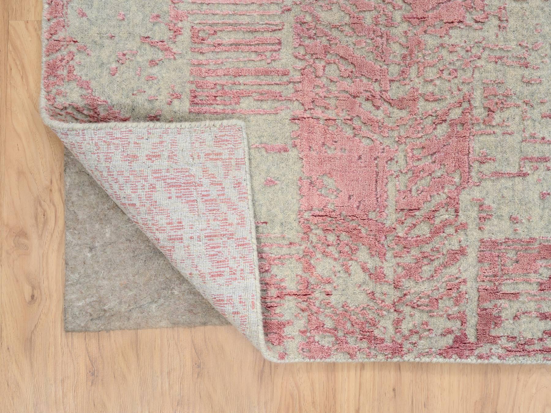 Transitional hand-knotted wool/art silk rug in Pink, 10' x 10'2" — SKU O064815 (view 4)