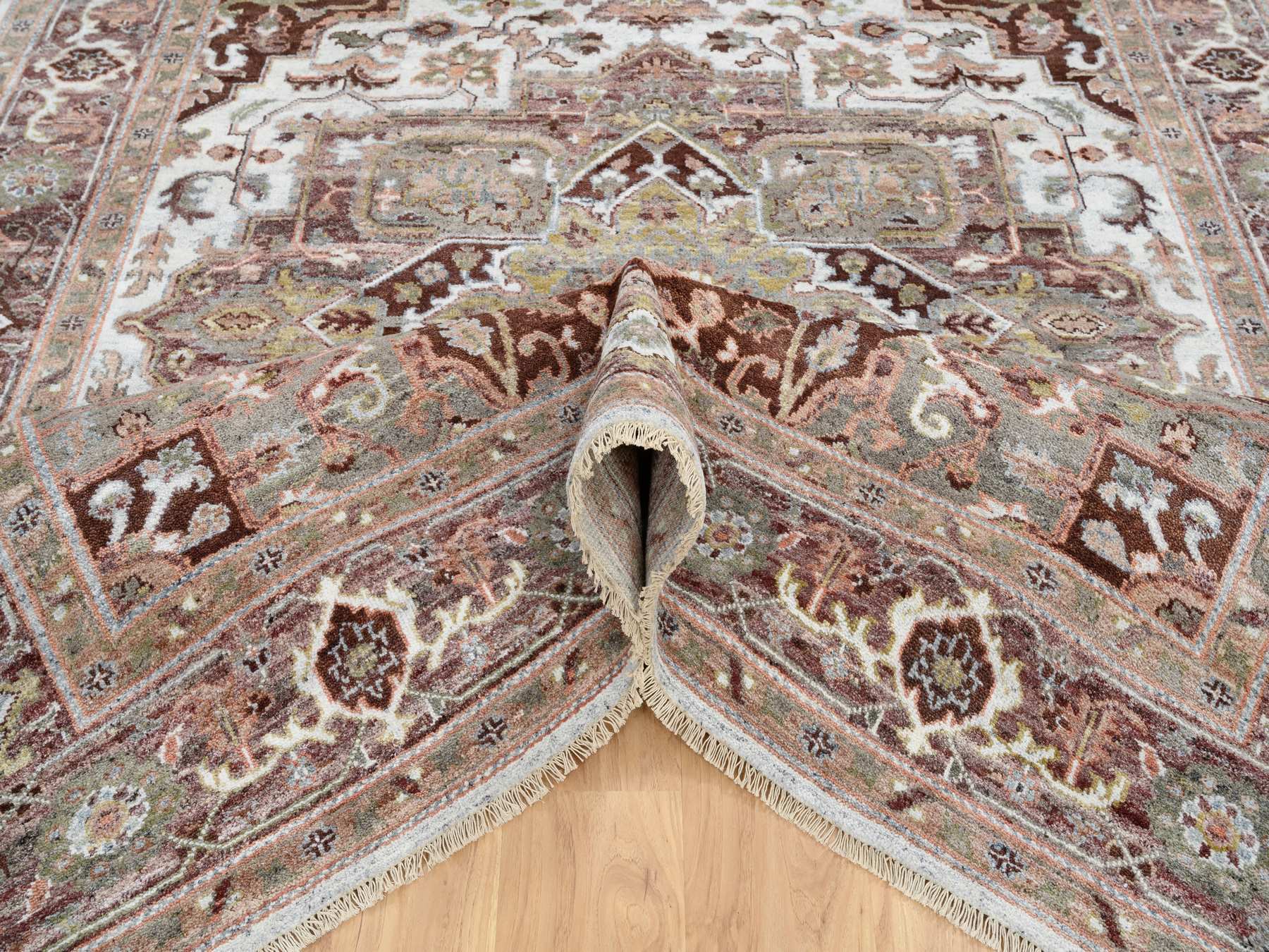 Heriz Tribal & Geometric hand-knotted wool rug in Red & Light Brown, 8' x 10' — SKU O064820 (view 5)