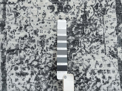 Transitional hand-knotted wool runner in Gray, 2'7" x 12' — SKU O064837 (view 4)