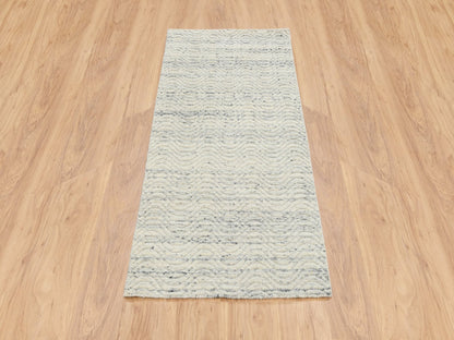 Beige 2'6" x 6'0" Modern and Contemporary Handloom Wool Rug - Sku: O064840
