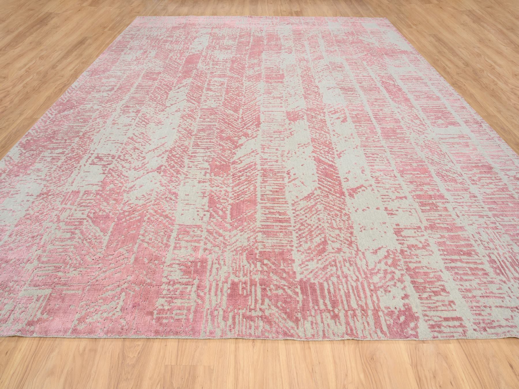 Transitional hand-knotted wool/art silk rug in Pink, 11'10" x 15'1" — SKU O064841 (view 2)