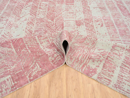 Transitional hand-knotted wool/art silk rug in Pink, 11'10" x 15'1" — SKU O064841 (view 5)