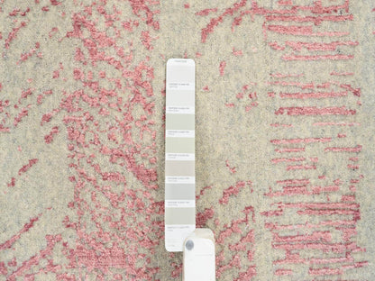 Transitional hand-knotted wool/silk rug in Pink, 10' x 10' — SKU O064842 (view 8)
