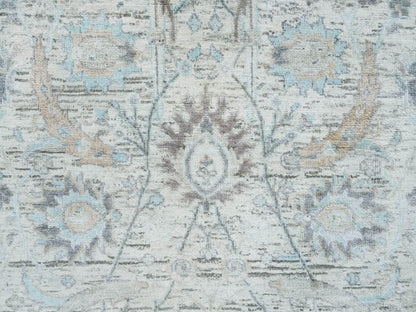 Transitional hand-knotted wool/silk runner in Ivory, 2'7" x 8'2" — SKU O064886 (view 5)