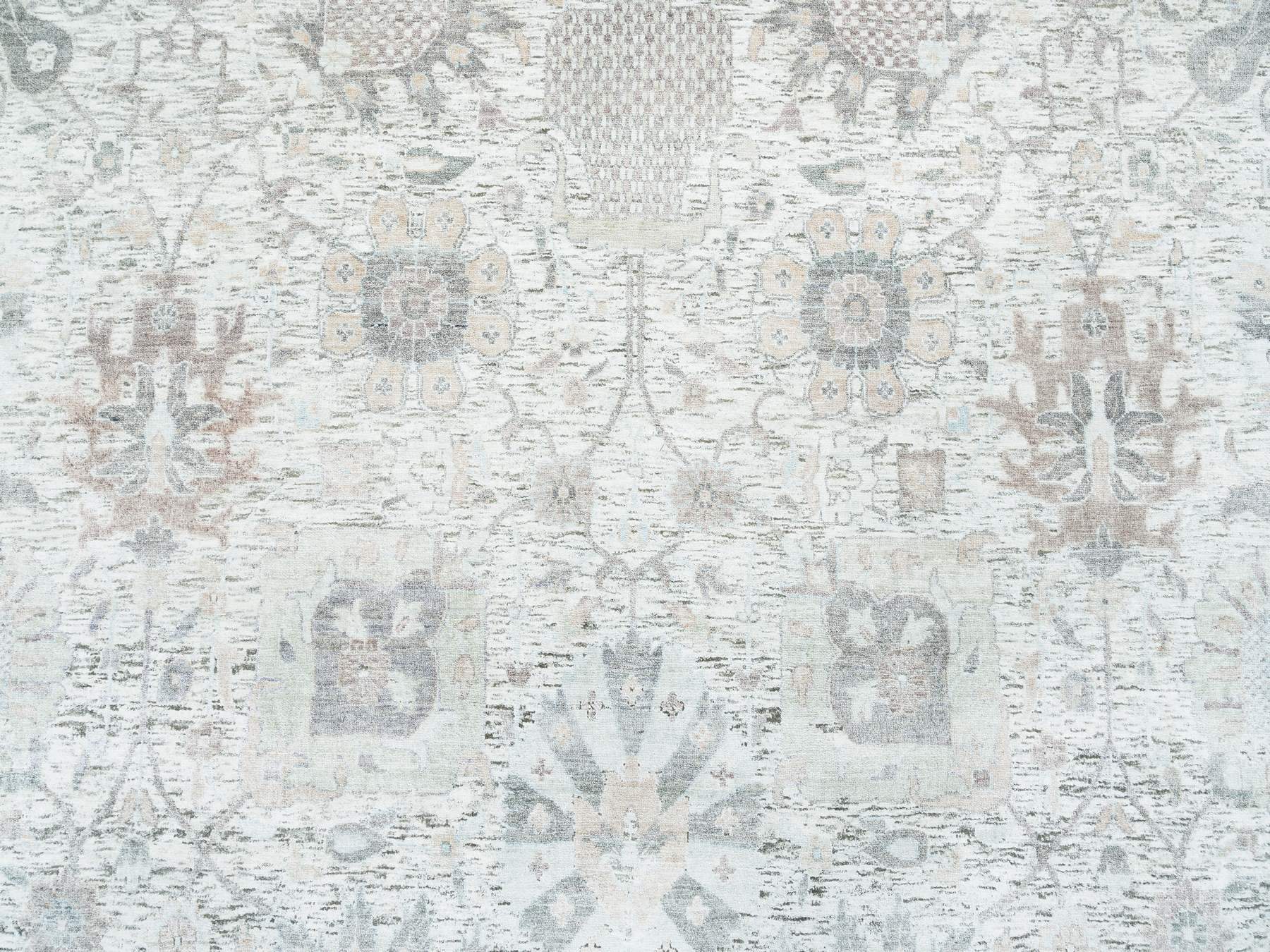 Tabriz Transitional hand-knotted silk rug in Ivory, 14' x 14' — SKU O064911 (view 8)