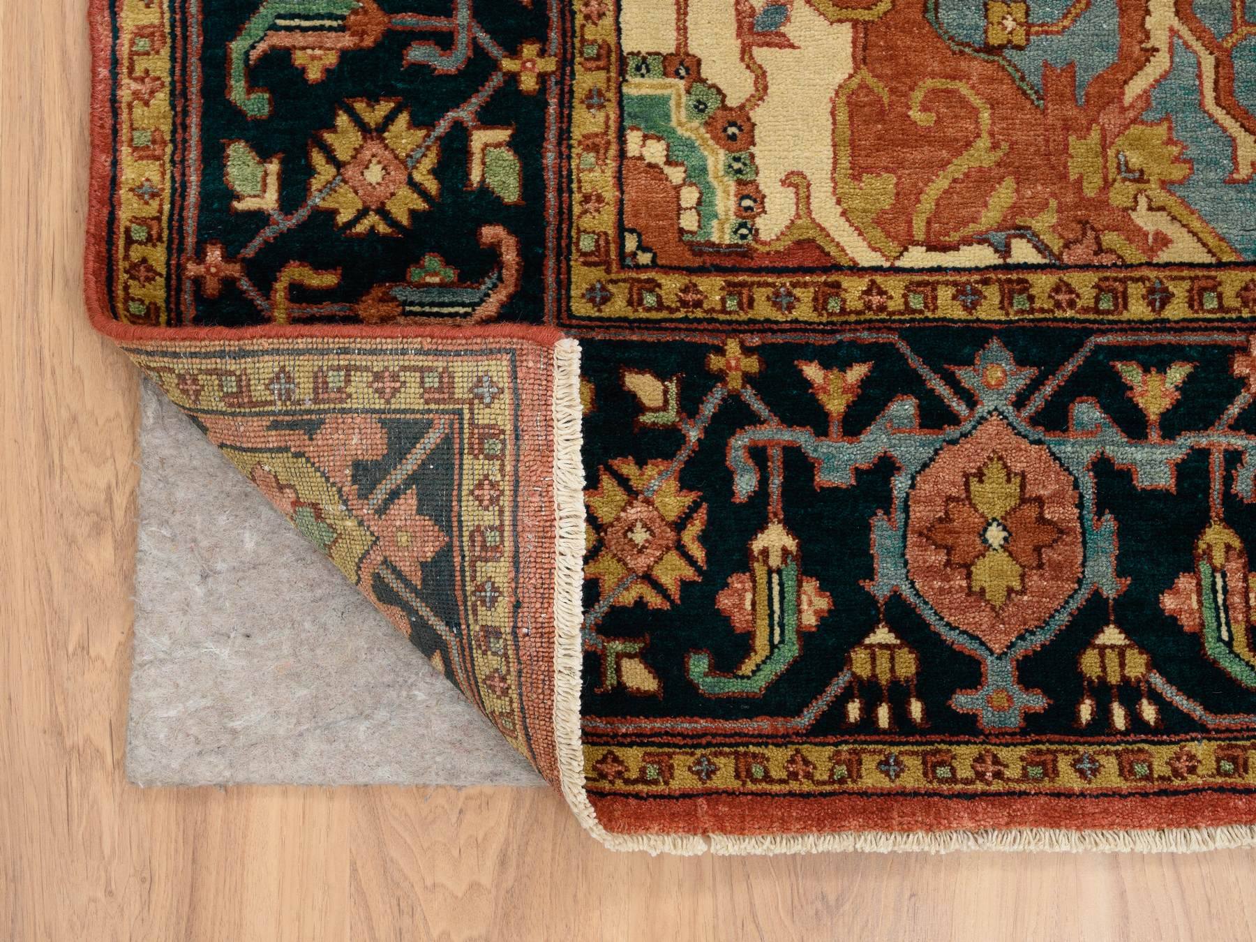 Heriz Heriz hand-knotted wool rug in Red & Navy Blue, 6' x 9'1" — SKU O064954 (view 4)