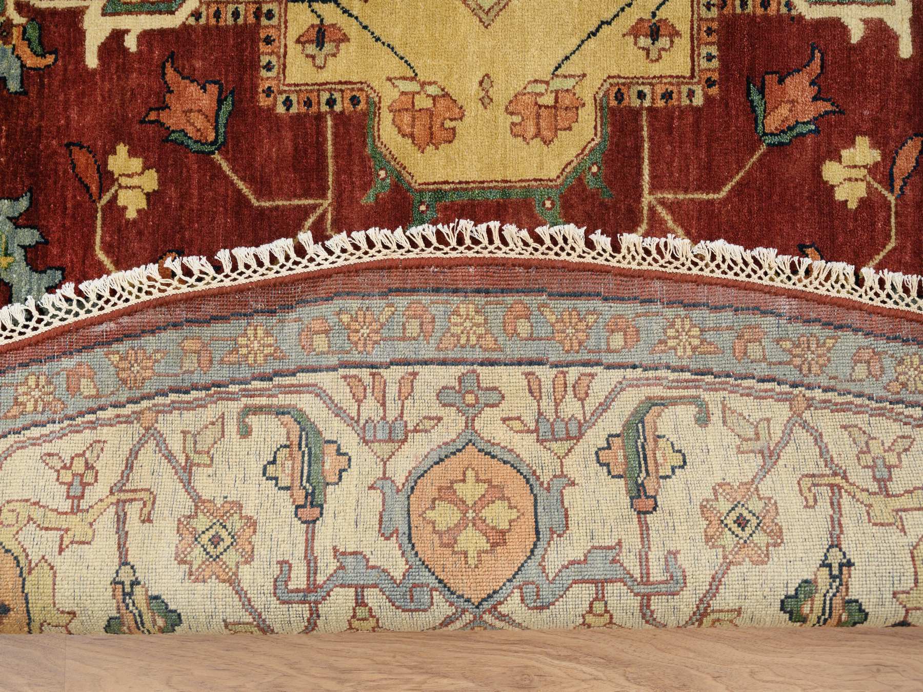 Heriz Heriz hand-knotted wool rug in Red & Cream, 10' x 10' — SKU O064974 (view 5)