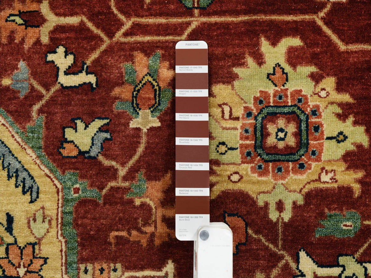 Heriz Heriz hand-knotted wool rug in Red & Cream, 10' x 10' — SKU O064974 (view 8)