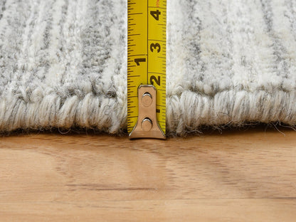 Modern / Contemporary hand-knotted wool rug in Gray, 6' x 6' — SKU O064985 (view 7)