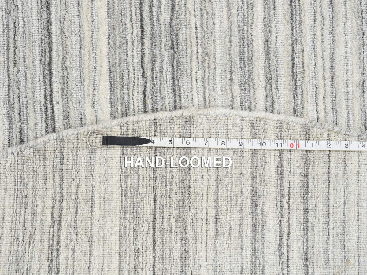 Modern / Contemporary hand-knotted wool rug in Gray, 6' x 6' — SKU O064985 (view 8)
