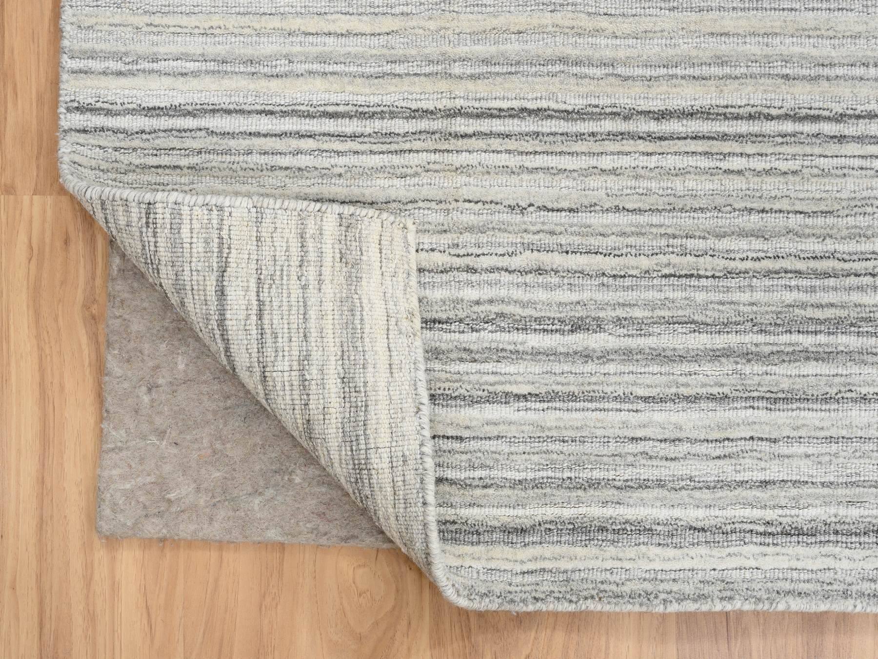 Modern / Contemporary hand-knotted wool rug in Gray, 8' x 8'1" — SKU O064990 (view 4)