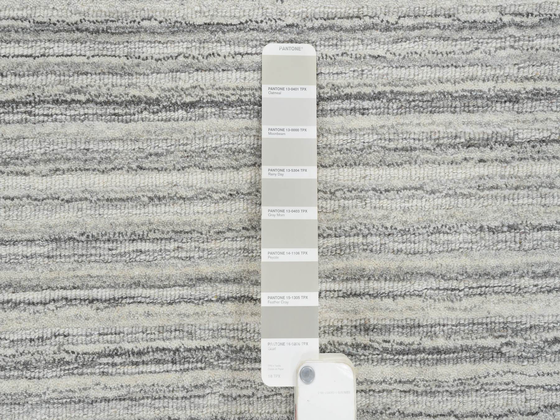 Modern / Contemporary hand-knotted wool rug in Gray, 12' x 12' — SKU O064995 (view 7)