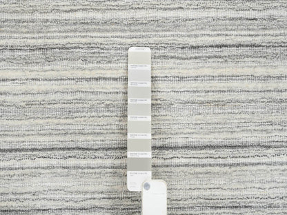 Modern / Contemporary hand-knotted wool rug in Gray, 6'1" x 6'1" — SKU O065012 (view 4)