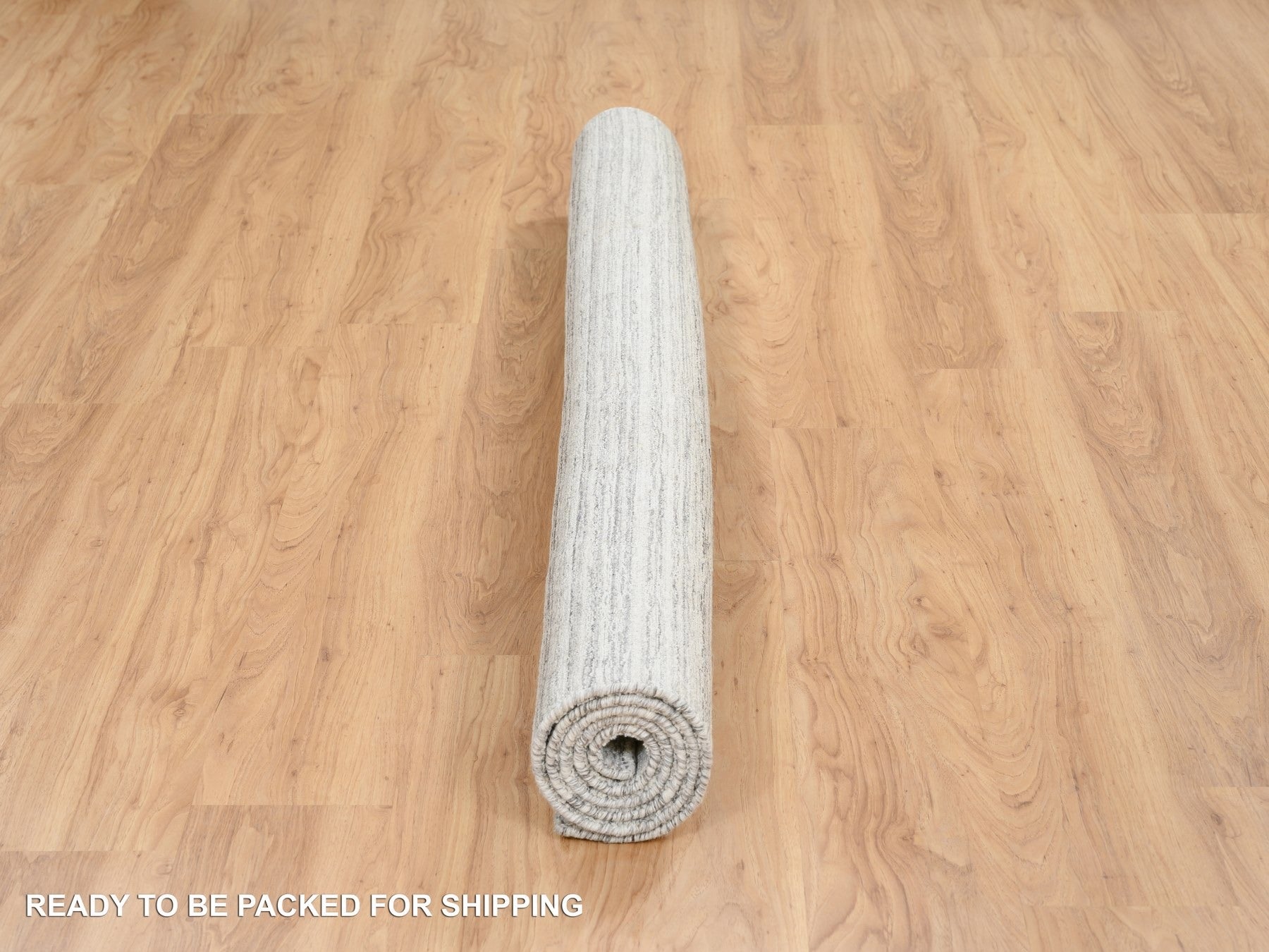 Modern / Contemporary hand-knotted wool rug in Gray, 6'1" x 6'1" — SKU O065012 (view 6)