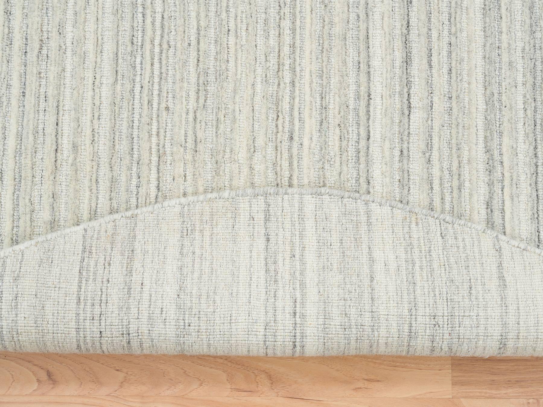 Modern / Contemporary hand-knotted wool rug in Ivory, 6'1" x 6'1" — SKU O065014 (view 3)