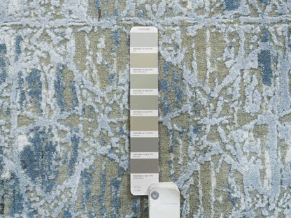 Modern / Contemporary hand-knotted wool/silk runner in Gray, 2'6" x 10'1" — SKU O065018 (view 4)