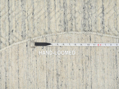 Beige 5'10" x 5'10" Modern and Contemporary Handloom Wool Rug - Sku: O065024