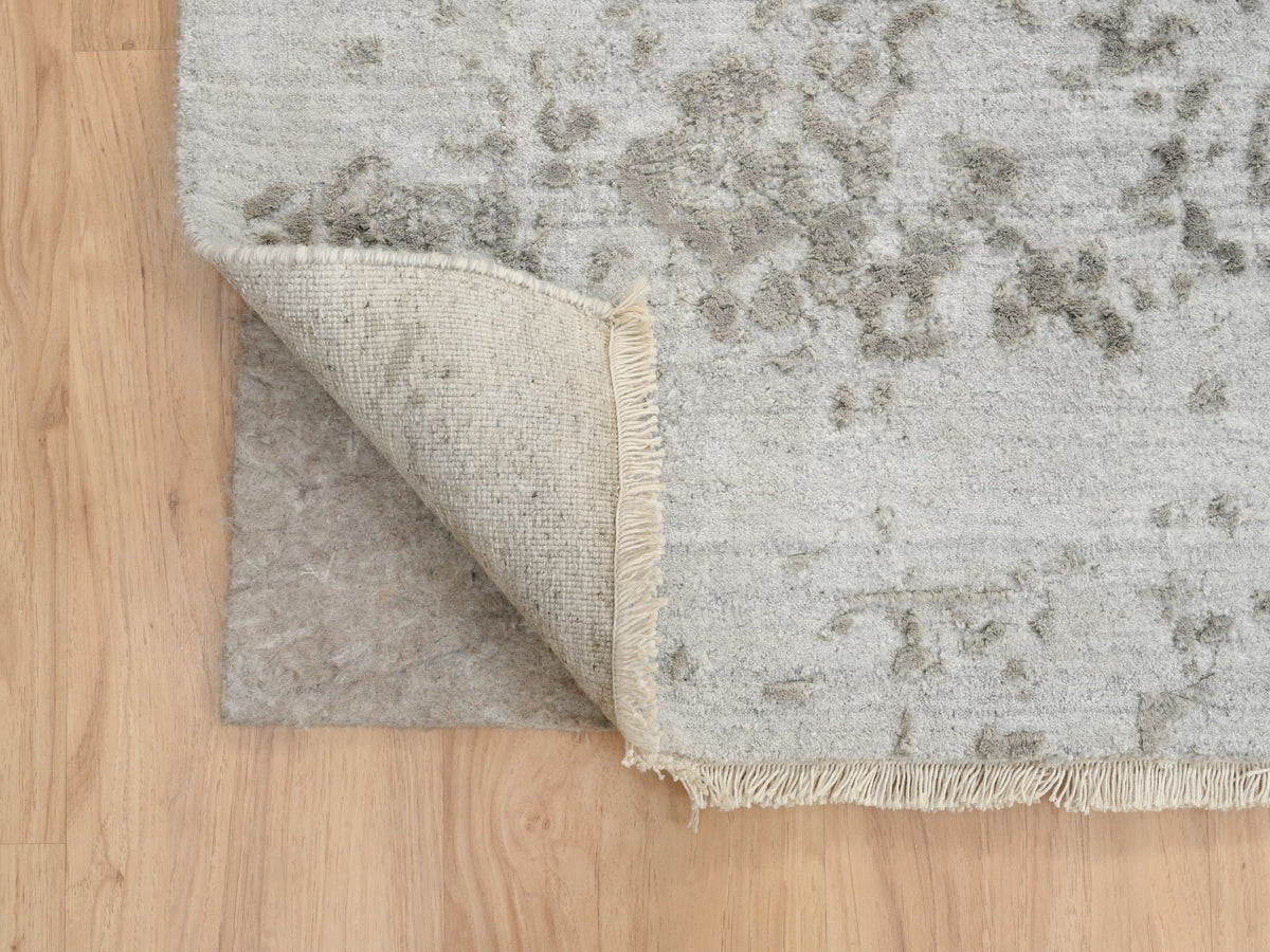 Transitional hand-knotted wool/silk rug in Gray, 11'9" x 15' — SKU O065039 (view 4)