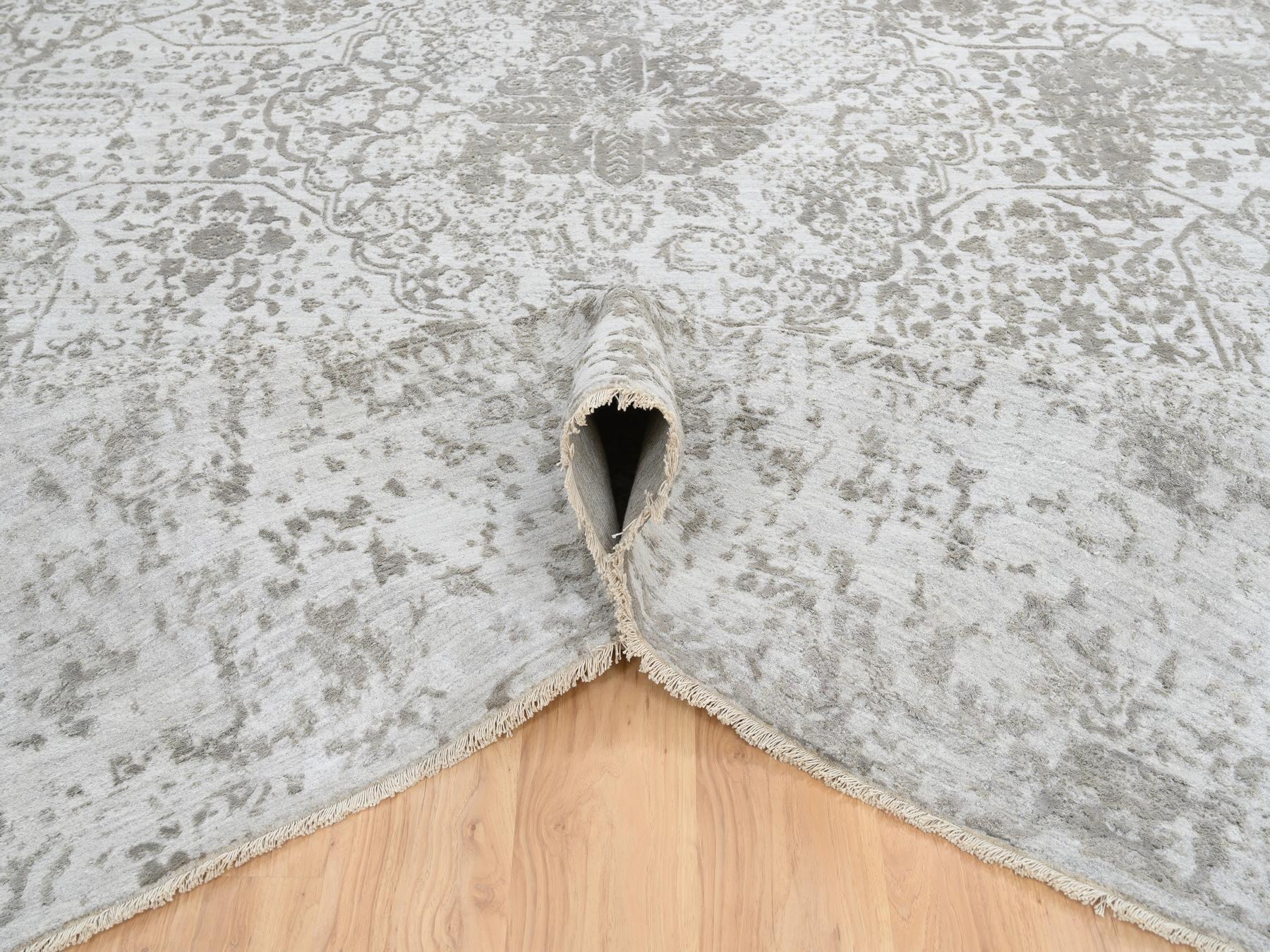 Transitional hand-knotted wool/silk rug in Gray, 11'9" x 15' — SKU O065039 (view 5)