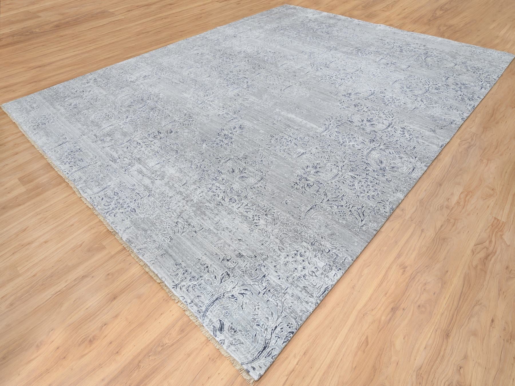 Transitional hand-knotted wool/silk rug in Gray, 11'9" x 15' — SKU O065042 (view 3)
