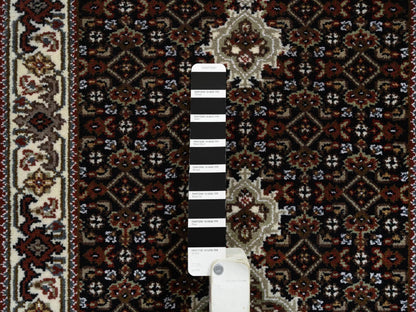 Black 2'0" x 8'1" Fine Oriental Hand knotted Wool Rug - Sku: O065067