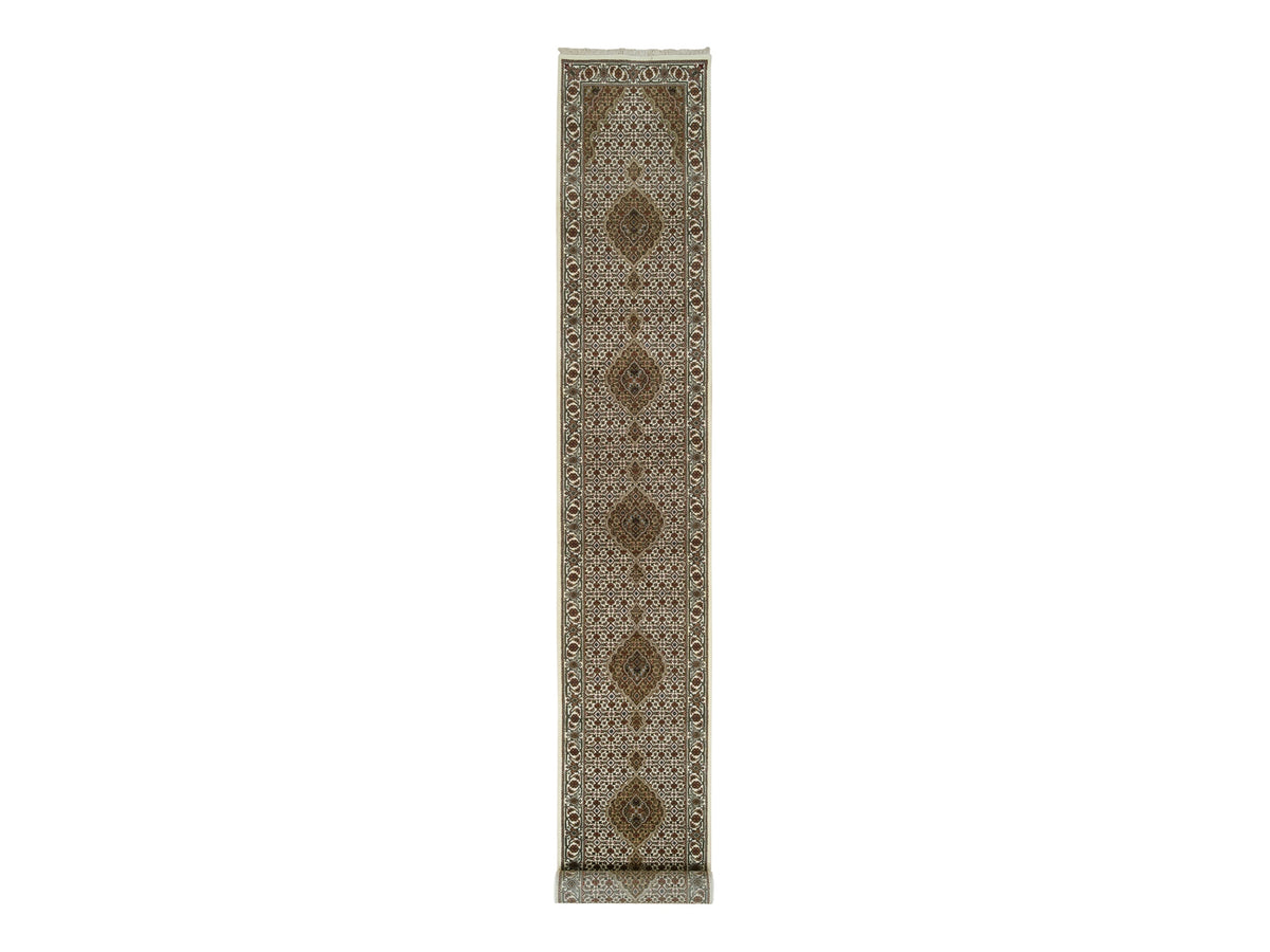 Tabriz Fine Oriental hand-knotted wool runner in Ivory, 2'6" x 18' — SKU O065085