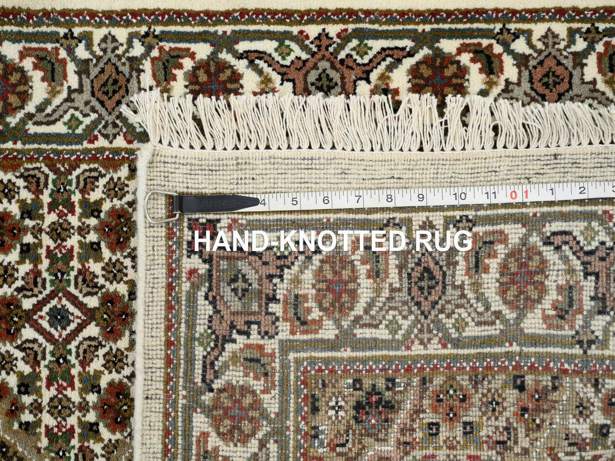 Tabriz Fine Oriental hand-knotted wool runner in Ivory, 2'6" x 18' — SKU O065085 (view 8)