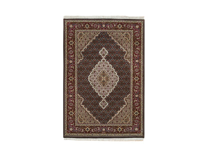 Black 4'0" x 6'1" Fine Oriental Hand knotted Wool Rug - Sku: O065099