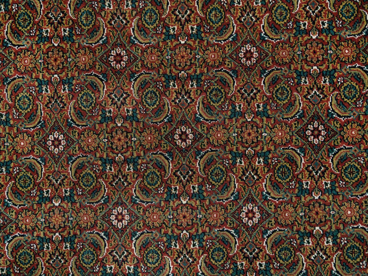 Herati Fine Oriental hand-knotted wool rug in Red & Midnight Blue, 6' x 9'5" — SKU O065109 (view 8)