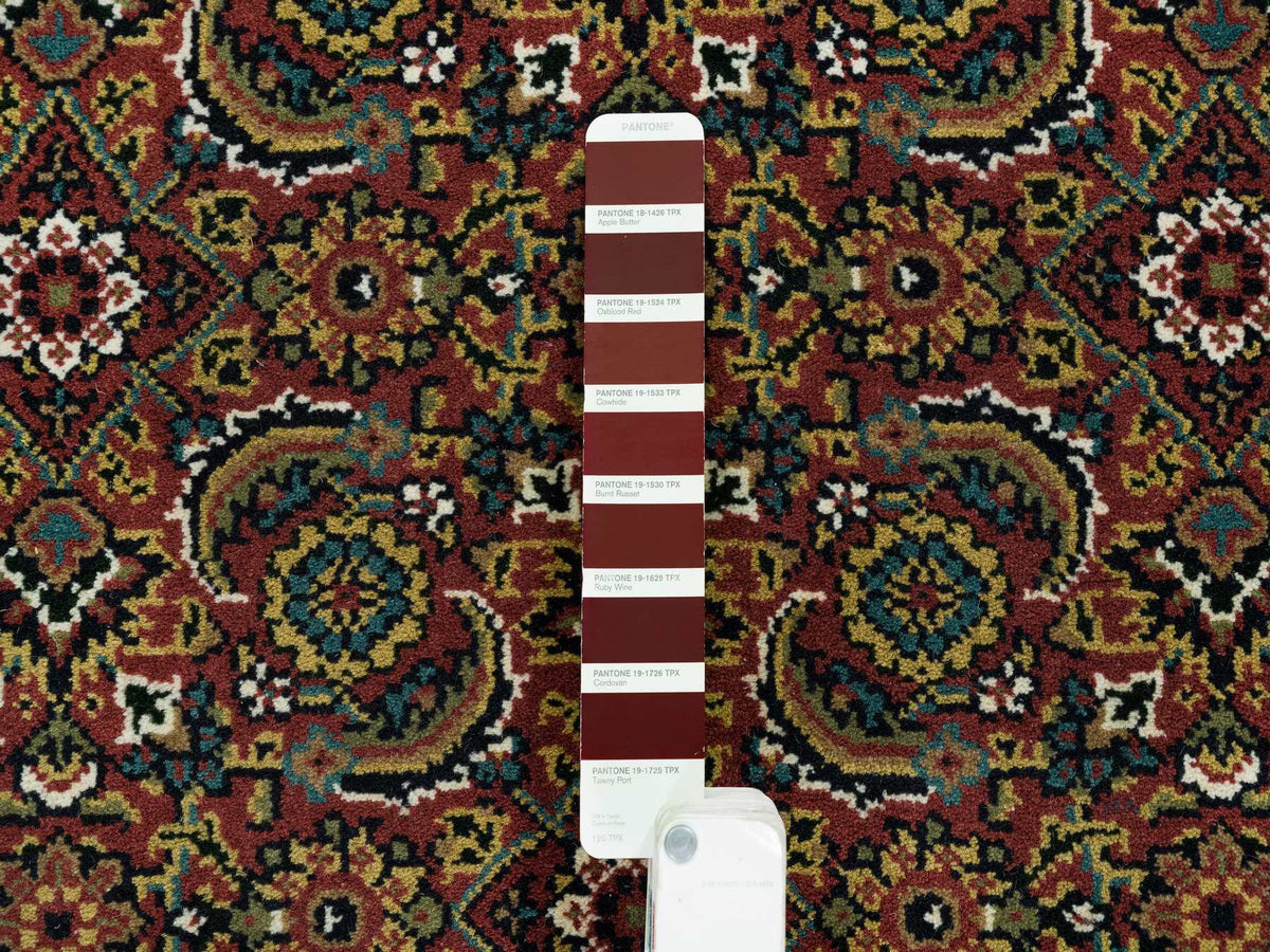 Herati Fine Oriental hand-knotted wool rug in Red & Midnight Blue, 4'2" x 6' — SKU O065119 (view 4)