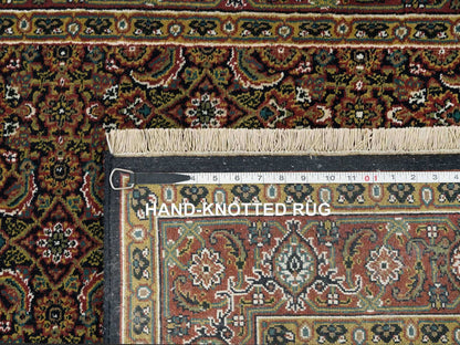 Black 4'0" x 6'5" Fine Oriental Hand knotted Wool Rug - Sku: O065120