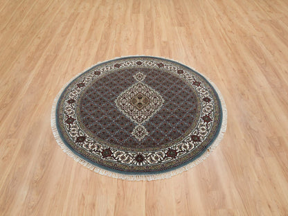 Tabriz Fine Oriental hand-knotted wool rug in Gray, 5' x 5' — SKU O065121 (view 2)