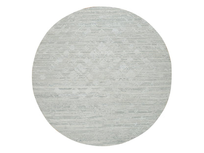 Modern / Contemporary hand-knotted wool rug in Gray, 8' x 8' — SKU O065148