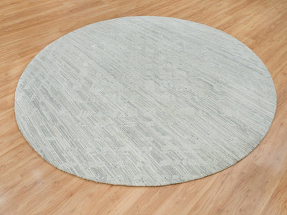 Modern / Contemporary hand-knotted wool rug in Gray, 9' x 9' — SKU O065149 (view 3)