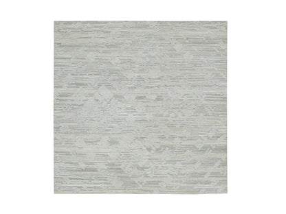 Modern / Contemporary hand-knotted wool rug in Gray, 6'1" x 6'2" — SKU O065156