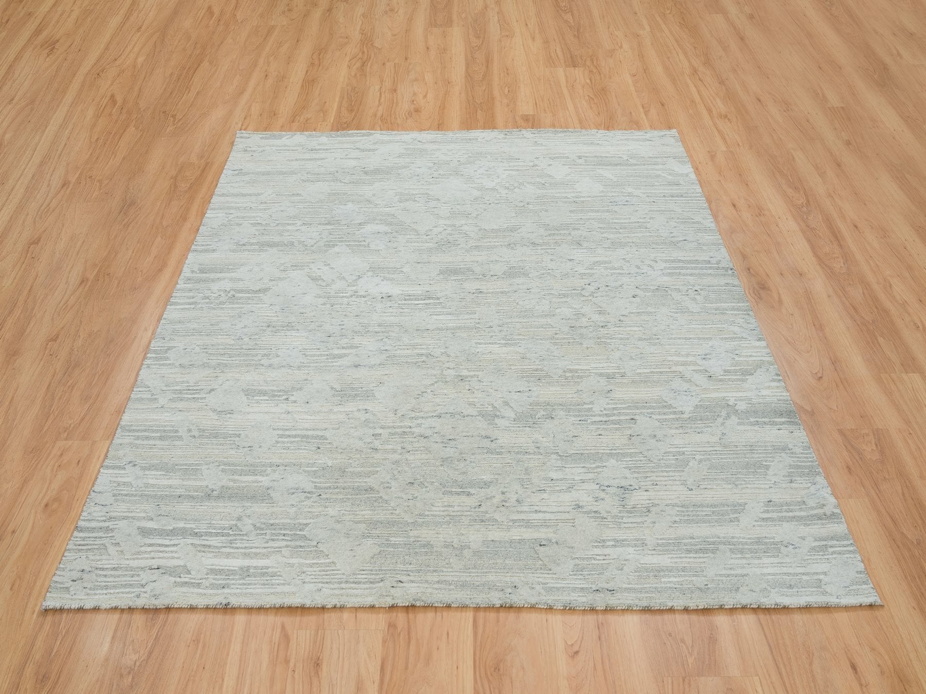 Modern / Contemporary hand-knotted wool rug in Gray, 6'1" x 6'2" — SKU O065156 (view 2)