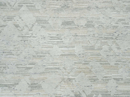 Modern / Contemporary hand-knotted wool rug in Gray, 6'1" x 6'2" — SKU O065156 (view 5)