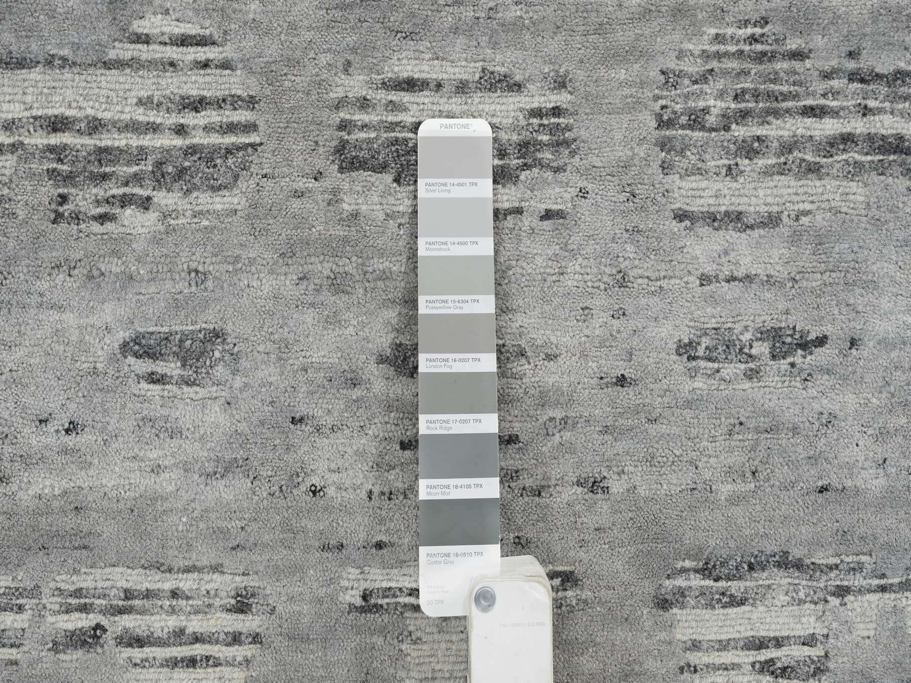 Modern / Contemporary hand-knotted wool runner in Gray, 2'6" x 25'9" — SKU O065157 (view 4)